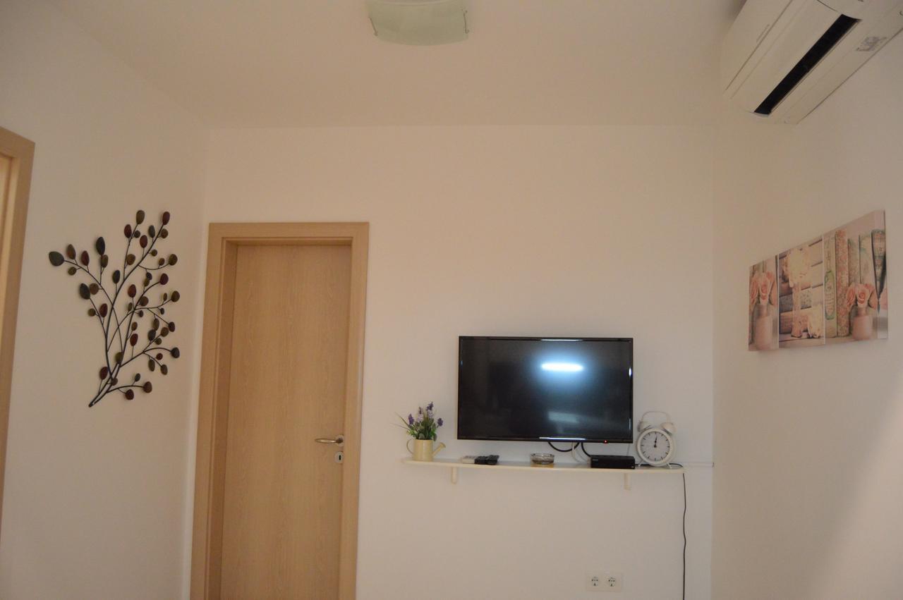 Apartment Ferara Betina  Exteriér fotografie